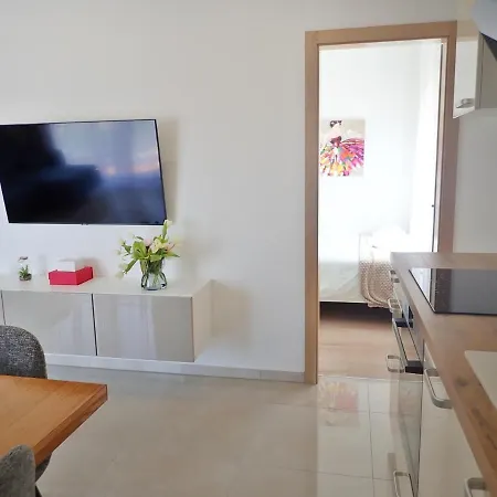 4 Palme ゲストハウス